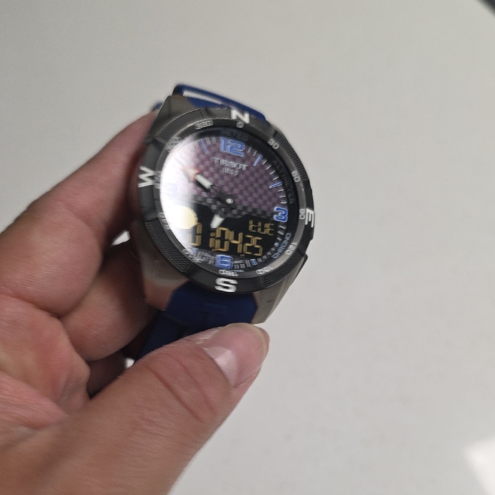 Tissot Blue and Black Watch - Picture 4 of 6